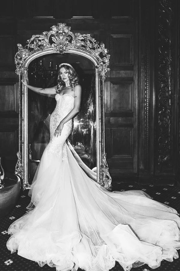 Sweetheart Neck Polka Dots Tulle Princess Wedding Dress